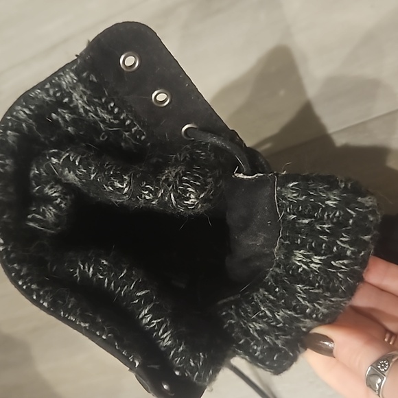 Sweater suede wedge bootie - Picture 2 of 3